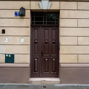 Asnyka Old Town Cracovie